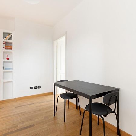 Milan Comfy Apartment X3 - With Balcony Ngoại thất bức ảnh