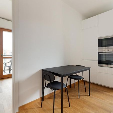 Milan Comfy Apartment X3 - With Balcony Ngoại thất bức ảnh