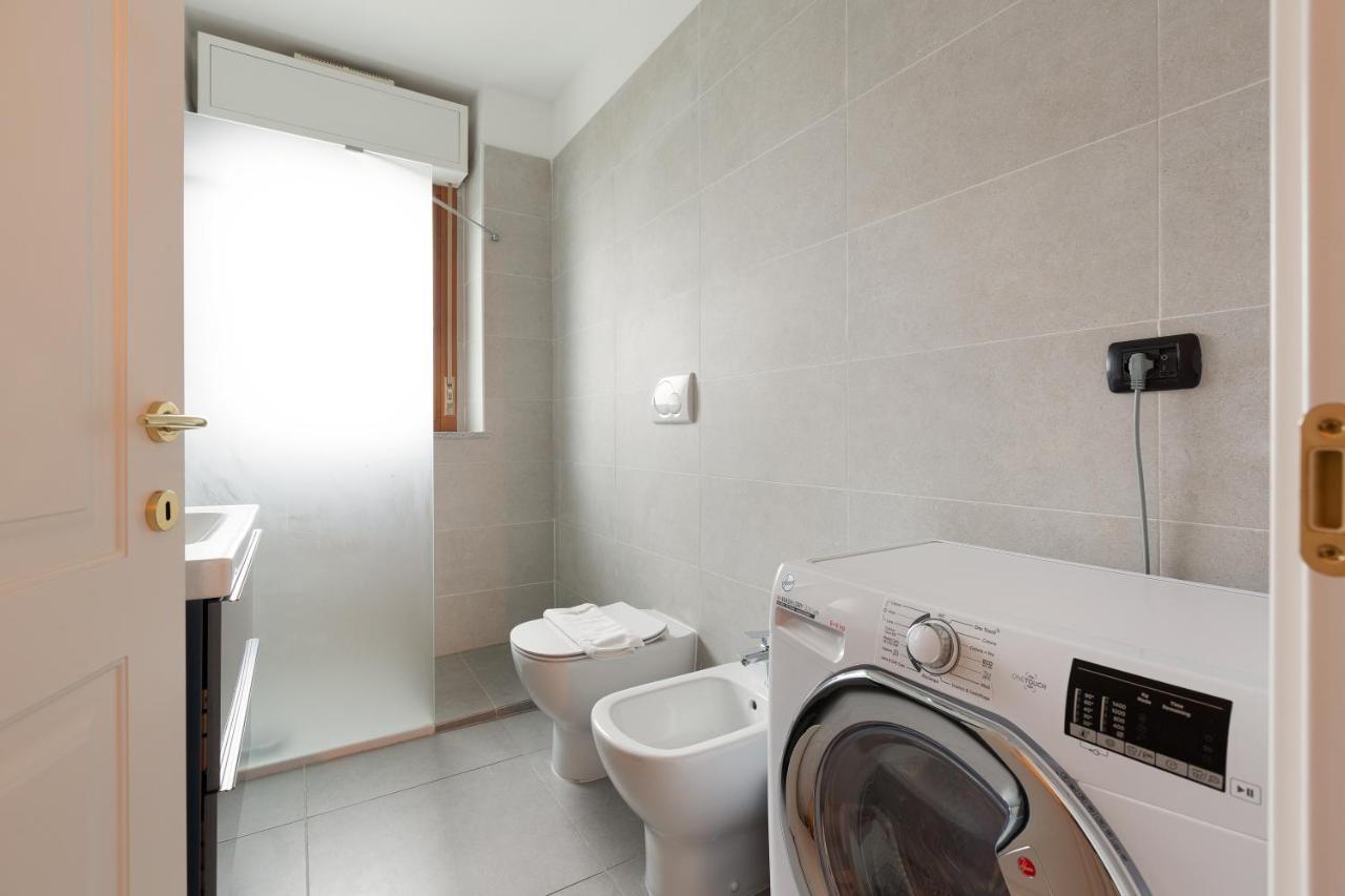 Milan Comfy Apartment X3 - With Balcony Ngoại thất bức ảnh