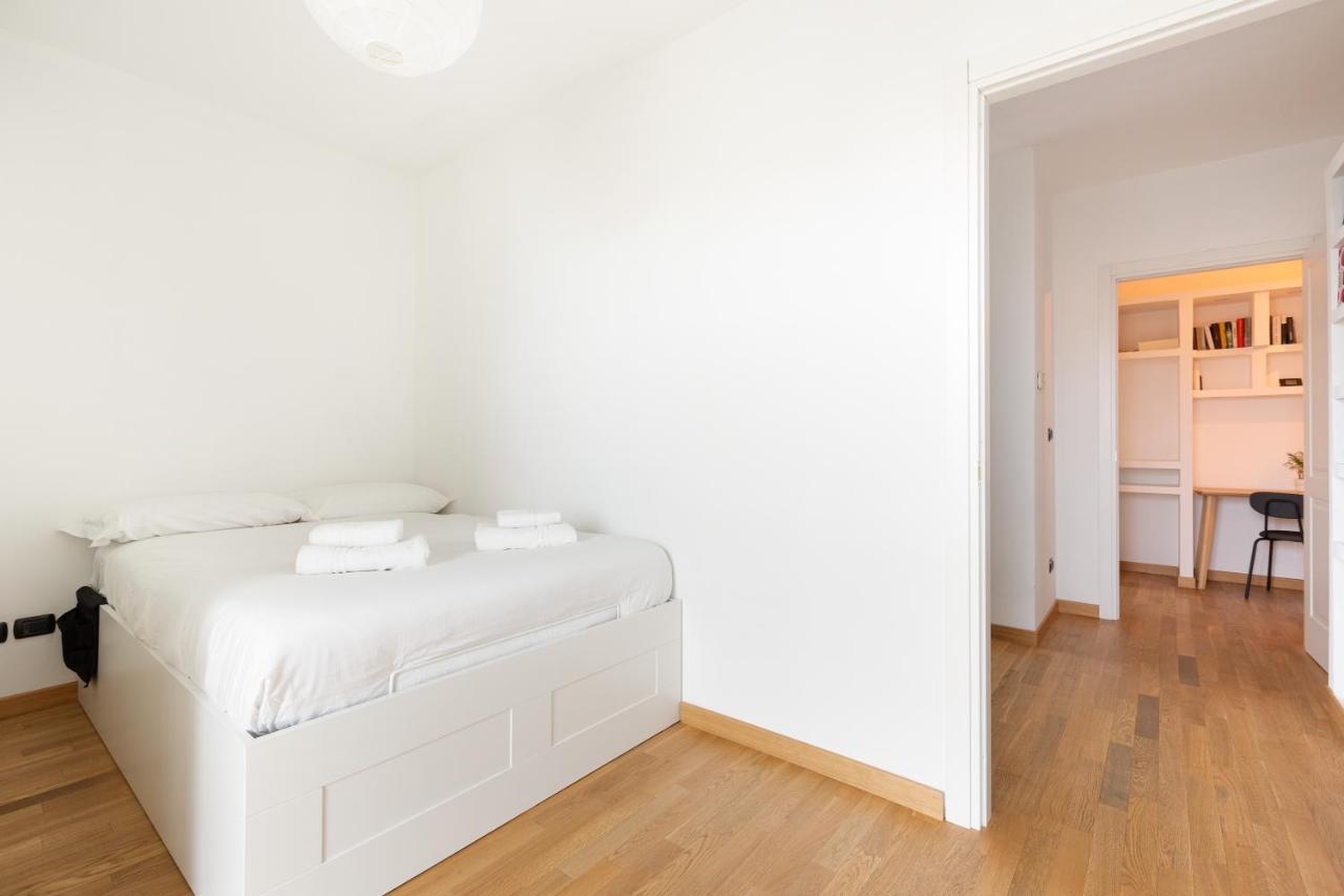 Milan Comfy Apartment X3 - With Balcony Ngoại thất bức ảnh