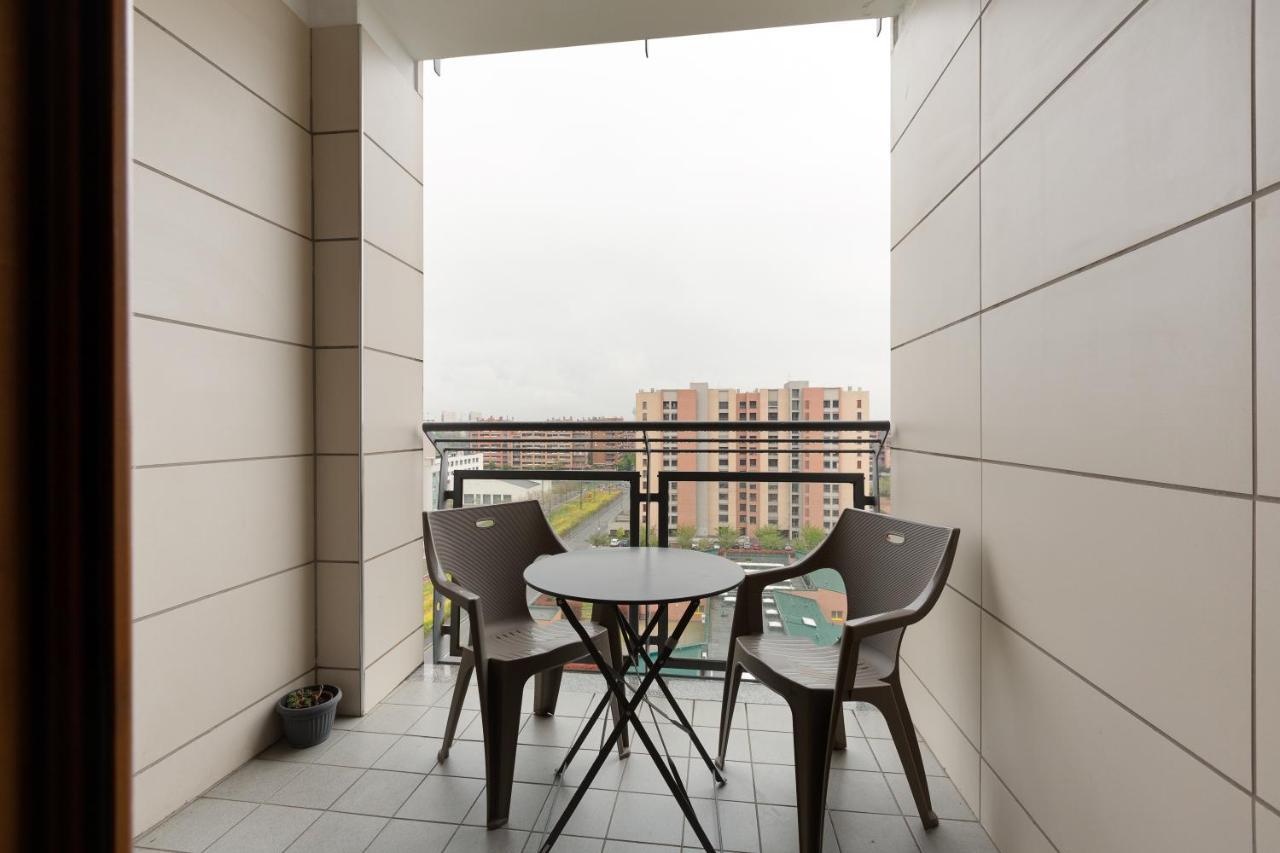 Milan Comfy Apartment X3 - With Balcony Ngoại thất bức ảnh