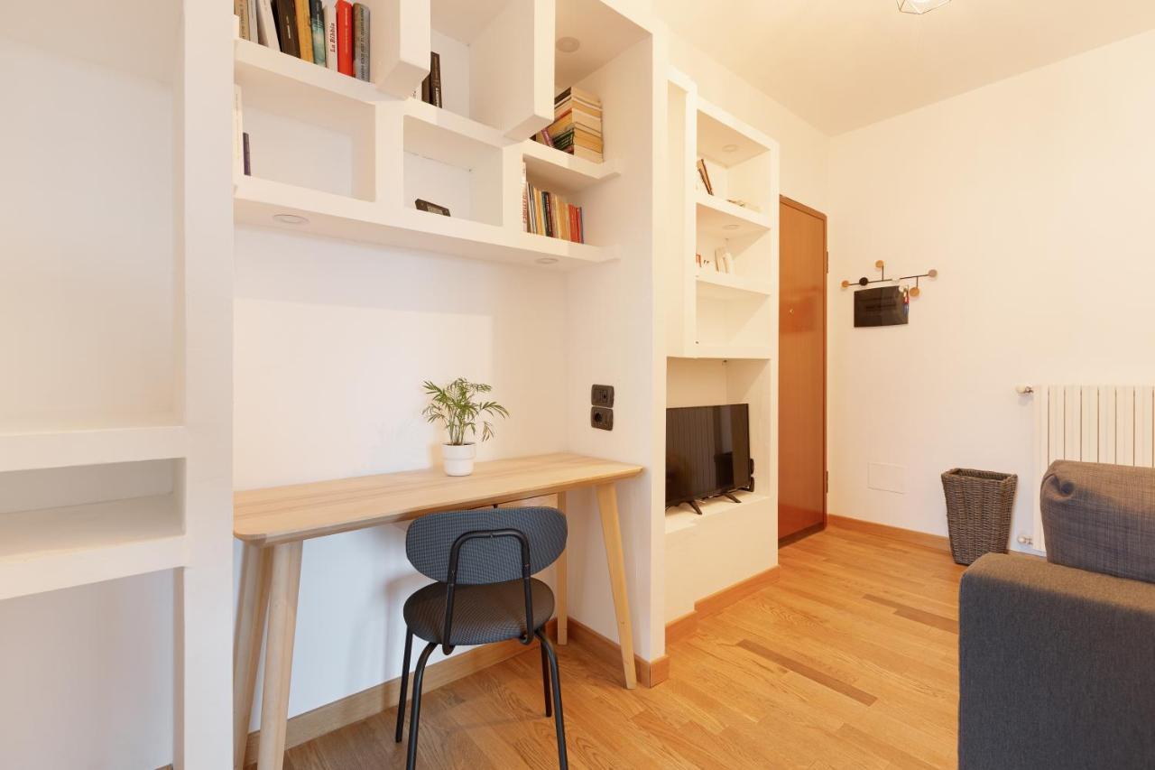 Milan Comfy Apartment X3 - With Balcony Ngoại thất bức ảnh