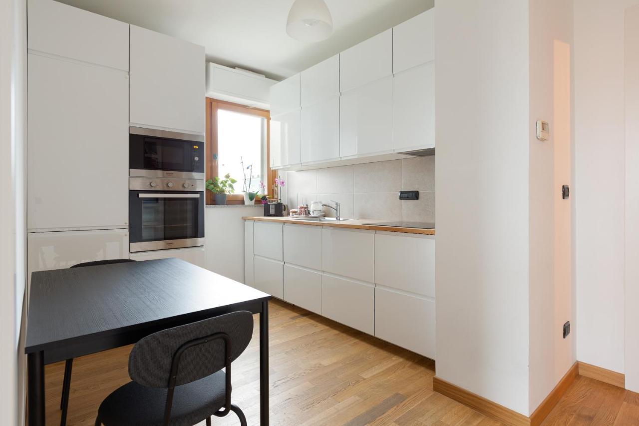 Milan Comfy Apartment X3 - With Balcony Ngoại thất bức ảnh