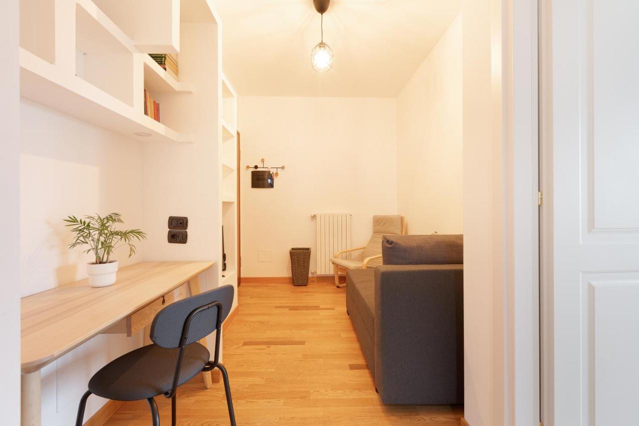 Milan Comfy Apartment X3 - With Balcony Ngoại thất bức ảnh